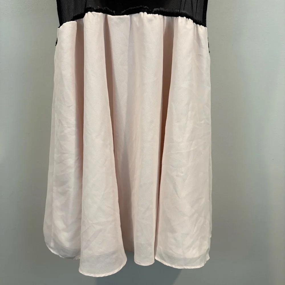 Vintage 90s Victoria’s Secret Sheer Lace Ballerina Style Nightgown Size Small